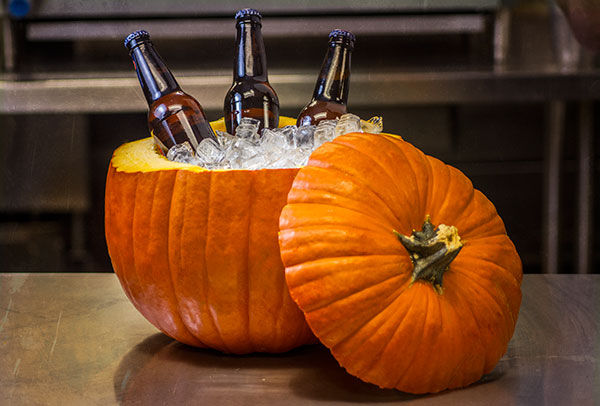 Pumpkin-Cooler-Halloween-Party-Hacks