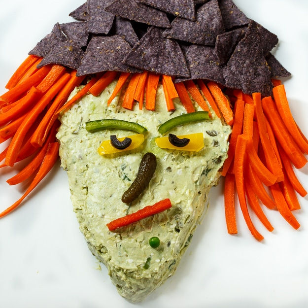 Witch-Guacamole-Halloween-Party-Hacks