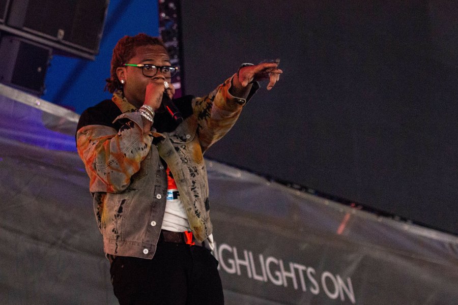 Gunna Gets The Crowd Going