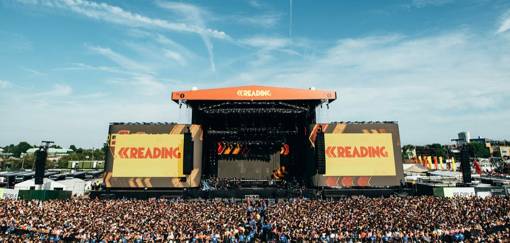 what to take to reading festival what to take to reading festival